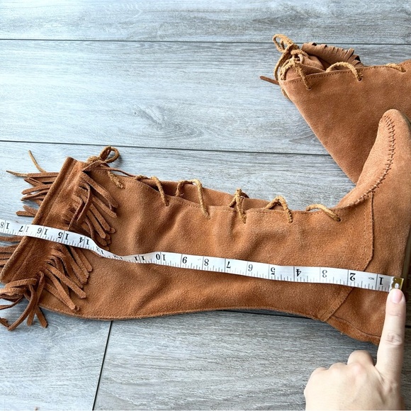 Minnetonka Suede Leather Front Lace Knee-Hi Boot - Picture 16 of 16